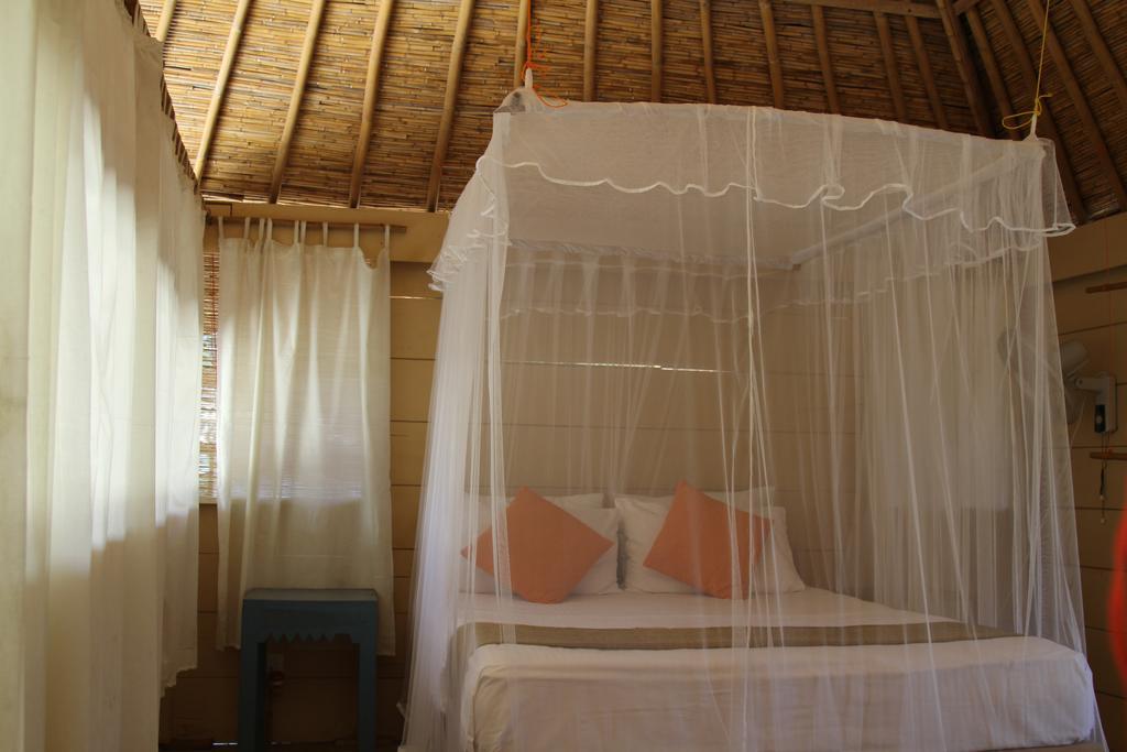Cocodance Kitesurfing Resort Kalpitiya Exterior photo