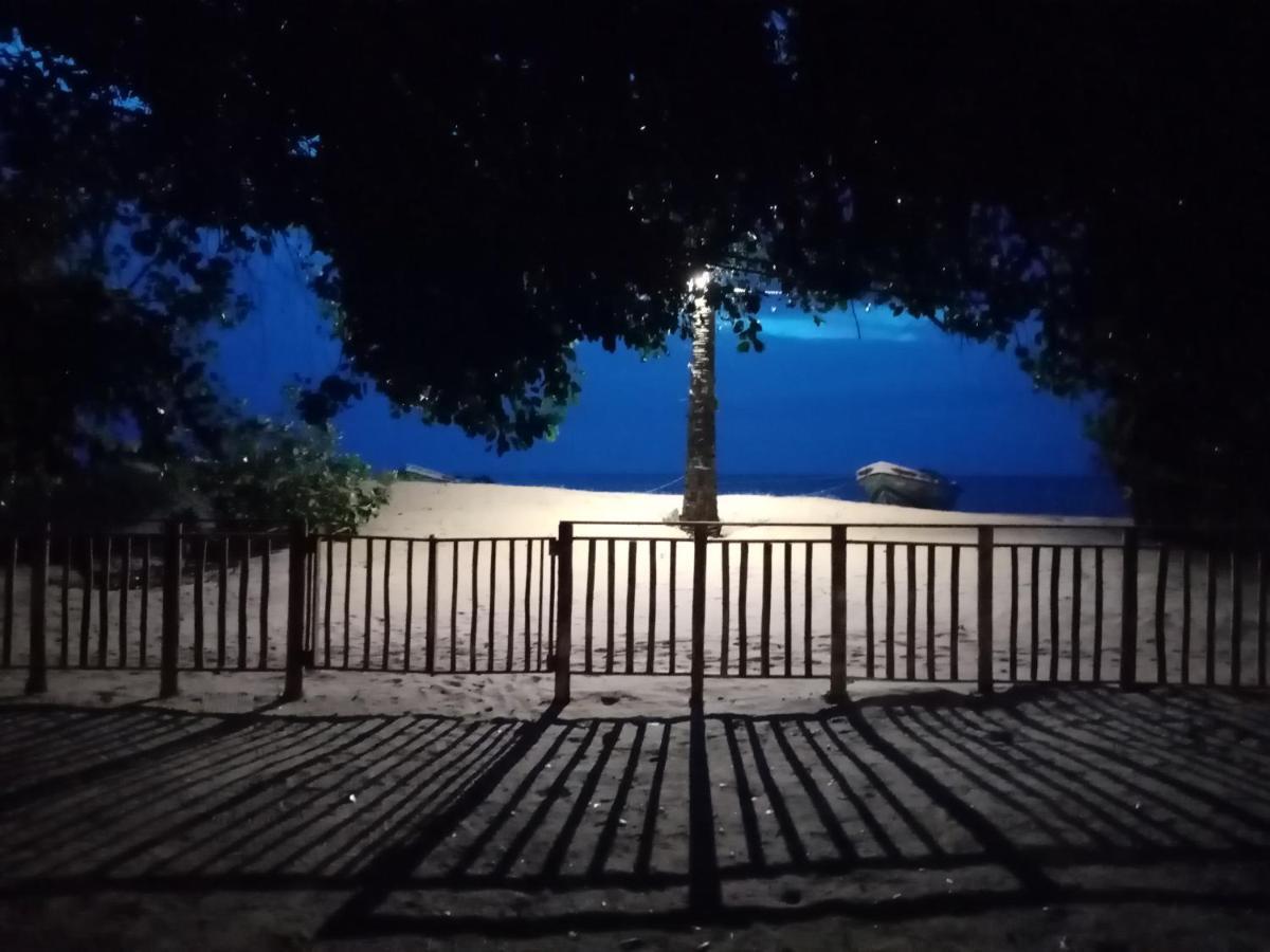 Cocodance Kitesurfing Resort Kalpitiya Exterior photo